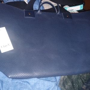 Clare v le zip sac